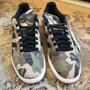Adidas Busenitz/ Camo/ Size 8
